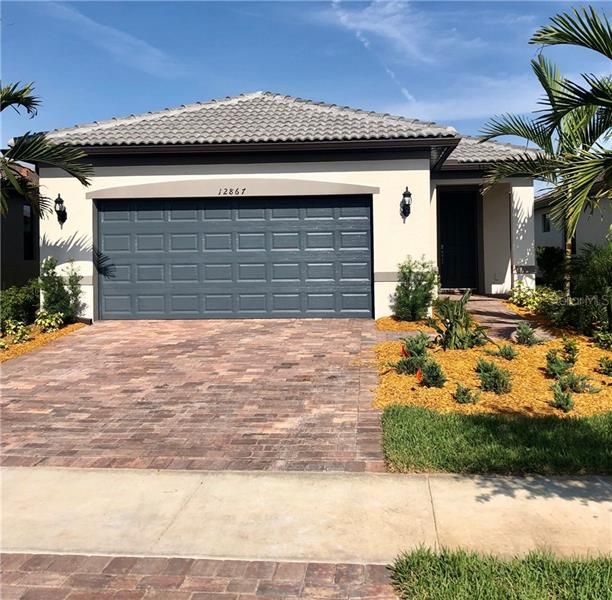 Recently Sold: $299,745 (2 beds, 2 baths, 1574 Square Feet)