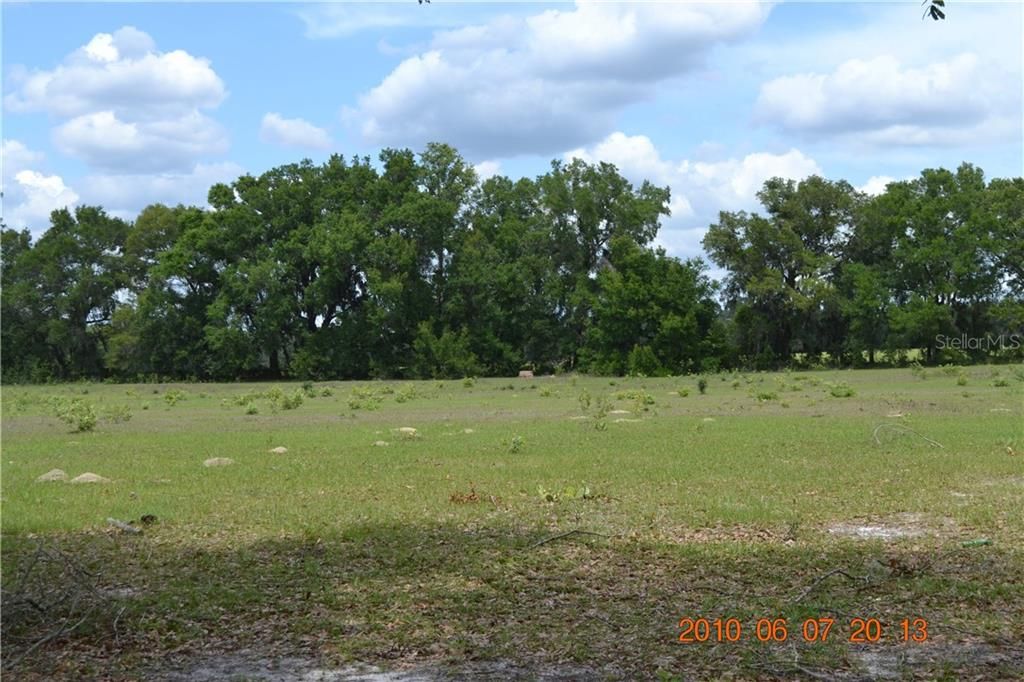 Vendido Recientemente: $1,200,000 (27.27 acres)