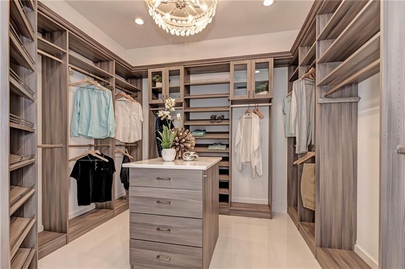 Awesome closet in owner's suite!