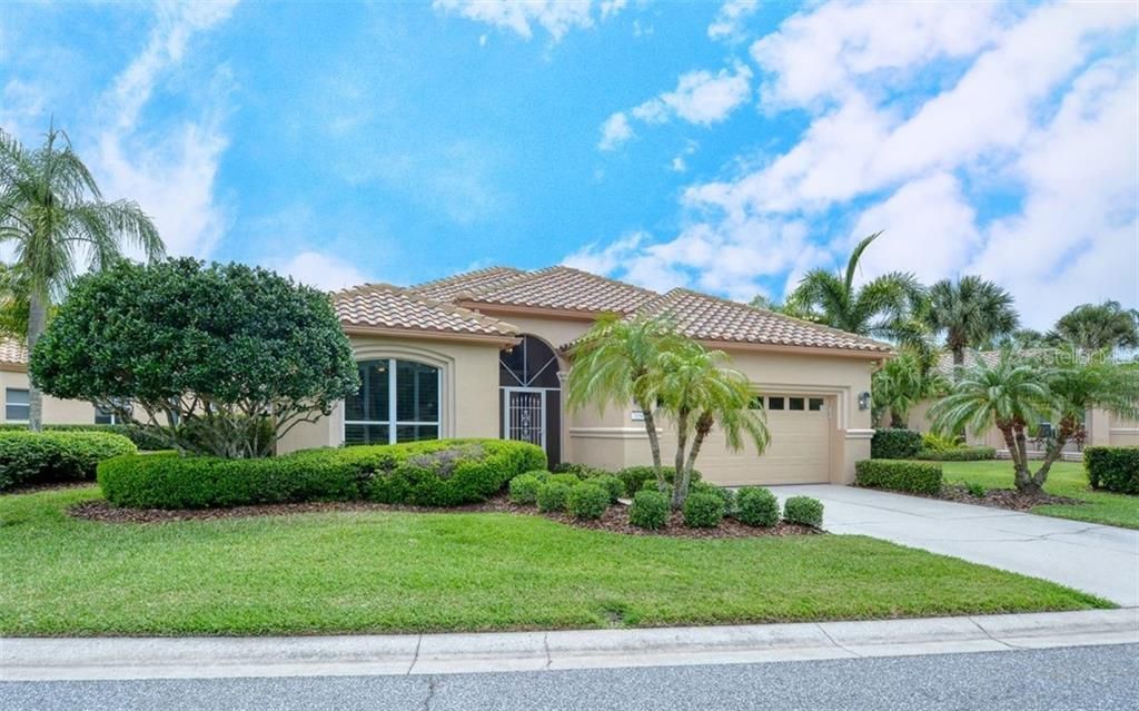 Recently Sold: $389,000 (2 beds, 2 baths, 2030 Square Feet)