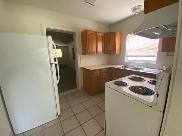 Recently Rented: $850 (2 beds, 1 baths, 969 Square Feet)