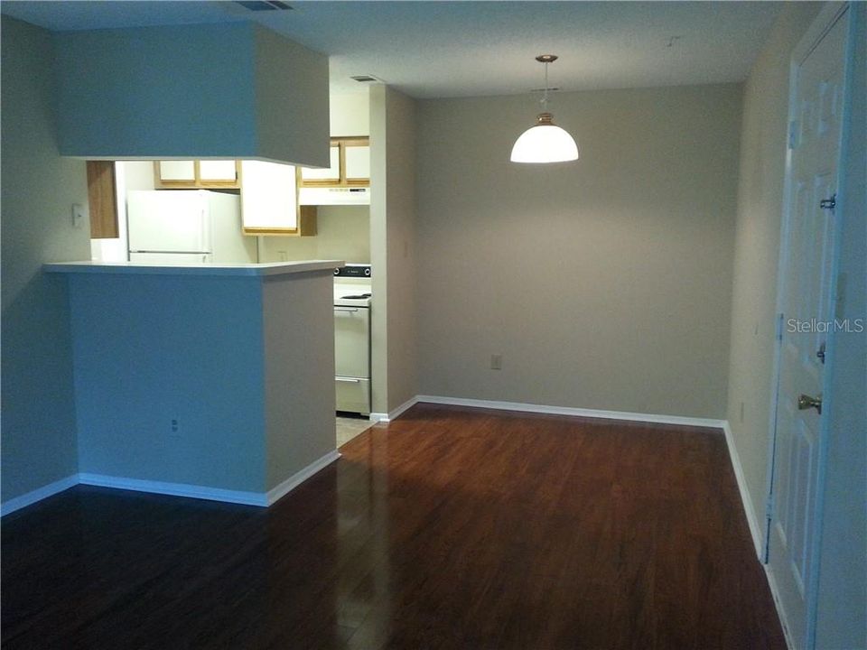 Recently Rented: $815 (1 beds, 1 baths, 552 Square Feet)