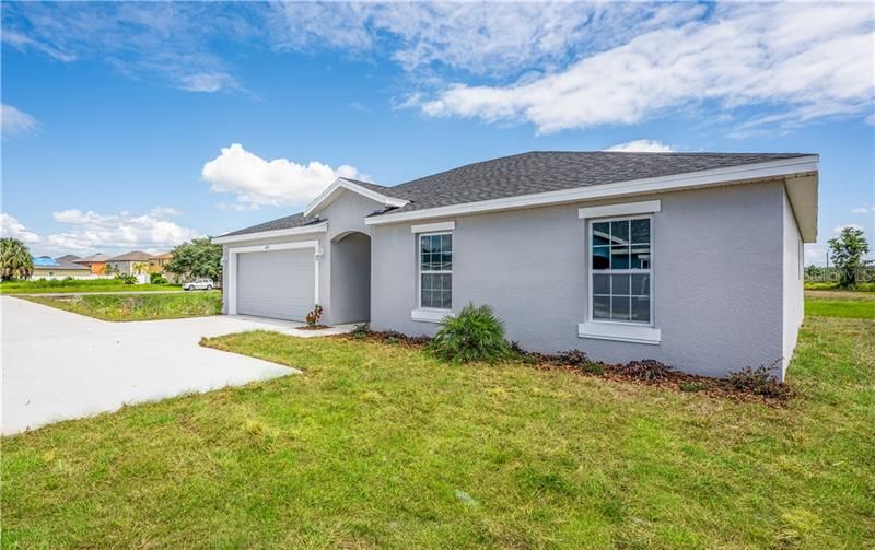 Recently Sold: $202,500 (3 beds, 2 baths, 1461 Square Feet)
