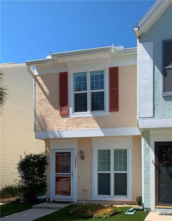 Recently Sold: $200,000 (2 beds, 2 baths, 1140 Square Feet)