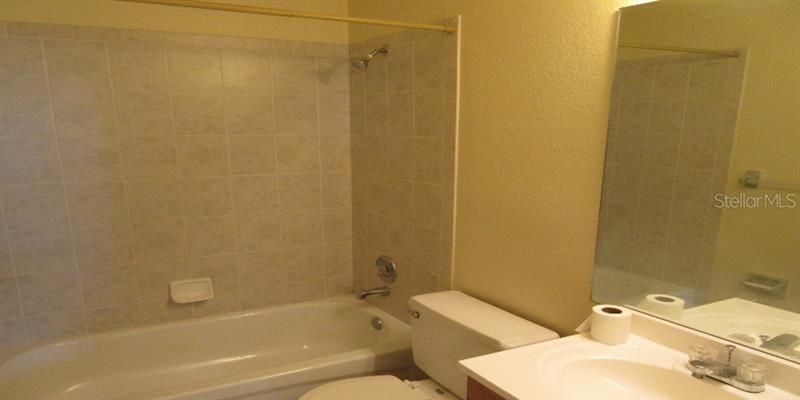 最近租的: $850 (2 贝兹, 1 浴室, 736 平方英尺)
