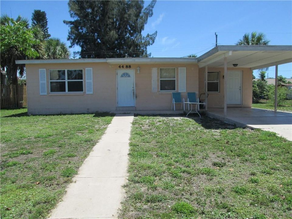 Недавно продано: $105,000 (2 спален, 1 ванн, 886 Квадратных фут)