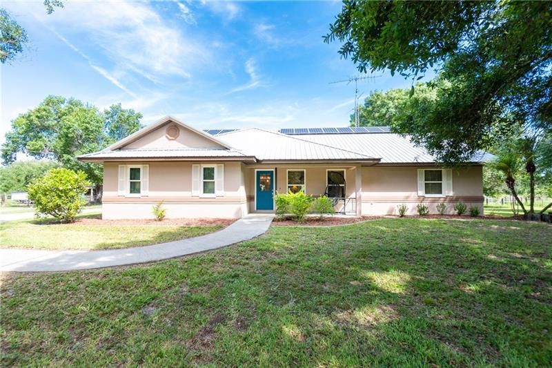 Recently Sold: $449,000 (3 beds, 2 baths, 2210 Square Feet)