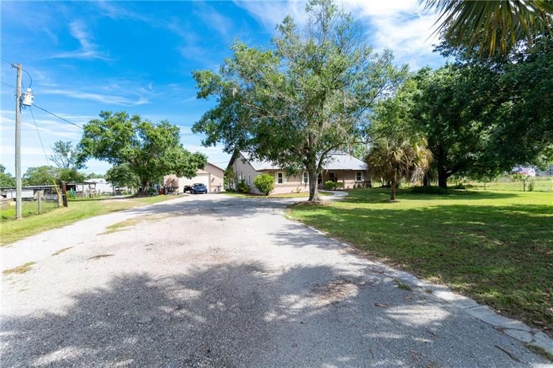 Recently Sold: $449,000 (3 beds, 2 baths, 2210 Square Feet)