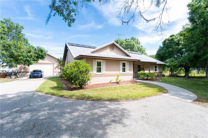 Recently Sold: $449,000 (3 beds, 2 baths, 2210 Square Feet)