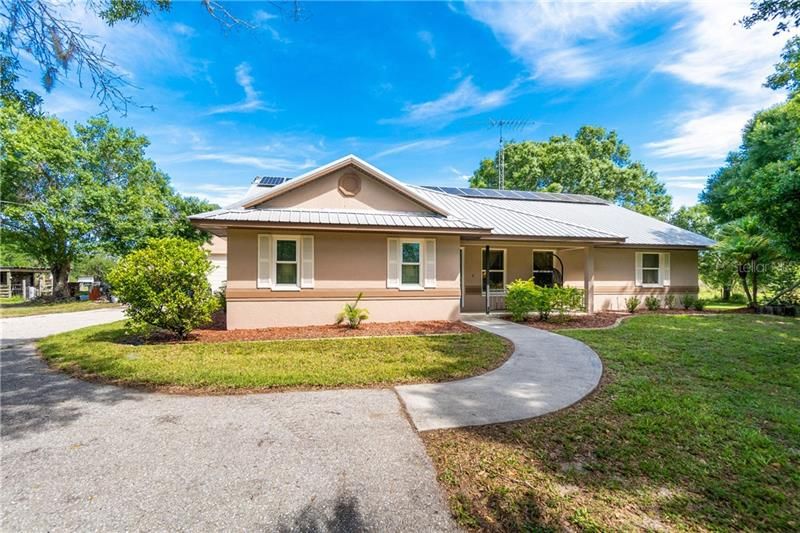 Recently Sold: $449,000 (3 beds, 2 baths, 2210 Square Feet)