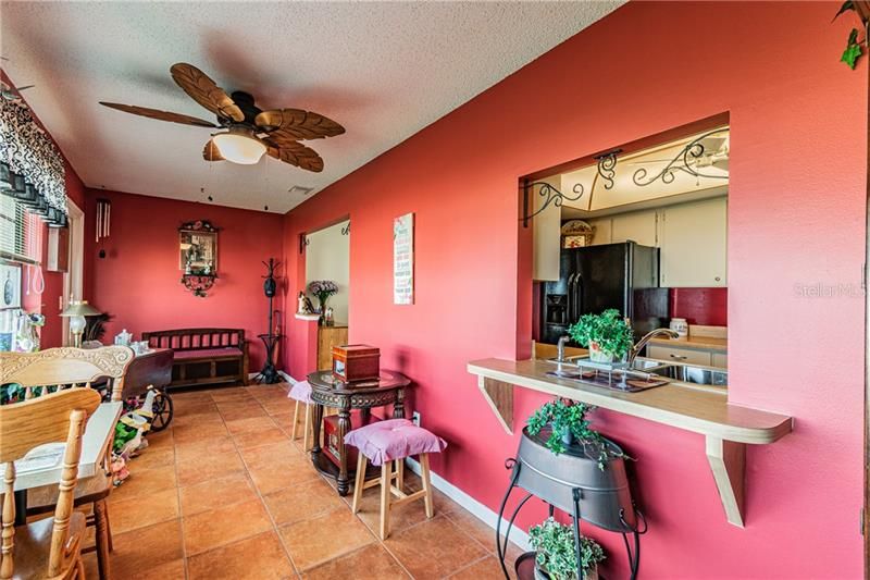 Recently Sold: $195,000 (3 beds, 2 baths, 1587 Square Feet)
