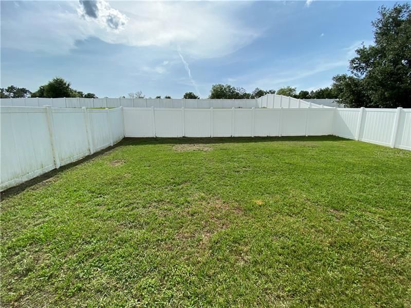 Recently Sold: $169,000 (3 beds, 2 baths, 1194 Square Feet)