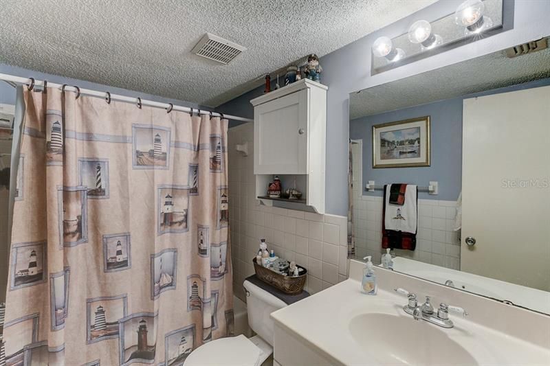 Recently Sold: $79,900 (1 beds, 1 baths, 558 Square Feet)