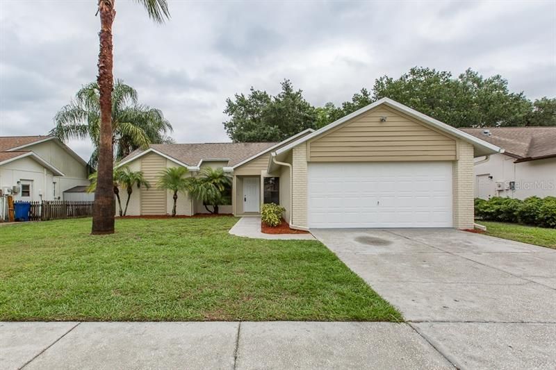 Recently Sold: $199,000 (3 beds, 2 baths, 1457 Square Feet)