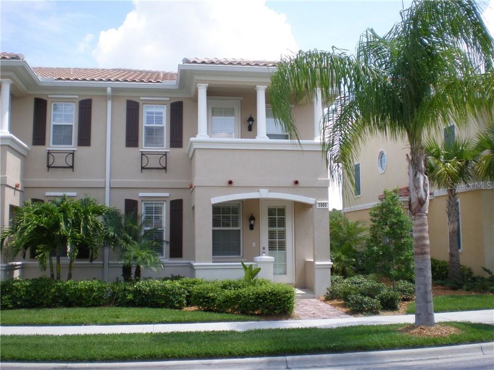 Recently Rented: $1,700 (3 beds, 2 baths, 1673 Square Feet)