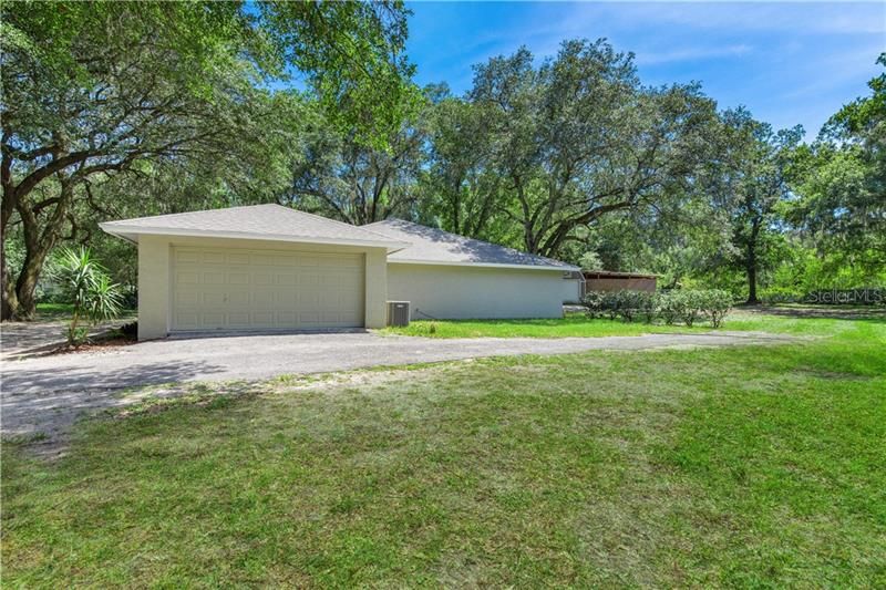Recently Sold: $245,000 (3 beds, 2 baths, 1464 Square Feet)