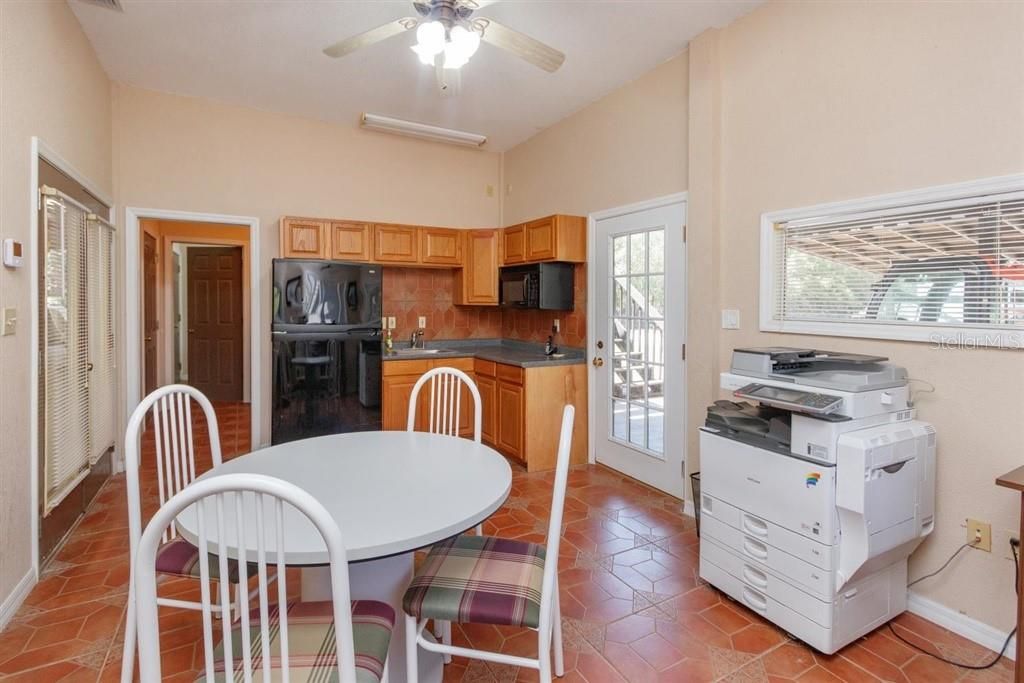 Stables Suite Kitchen/Luncheon Room