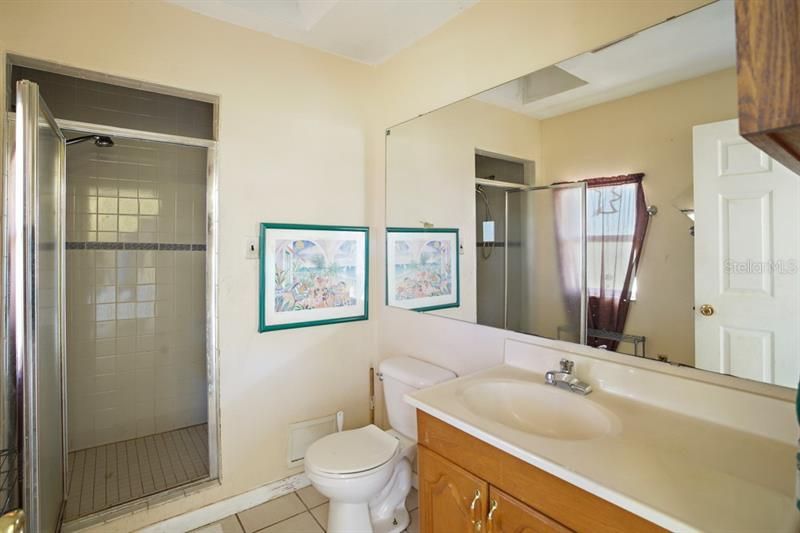 最近售出: $139,900 (3 贝兹, 3 浴室, 1296 平方英尺)