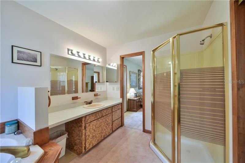 最近售出: $279,900 (3 贝兹, 2 浴室, 1639 平方英尺)