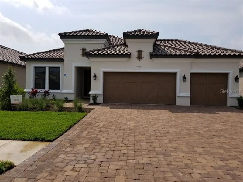 Recently Sold: $445,964 (3 beds, 3 baths, 2275 Square Feet)