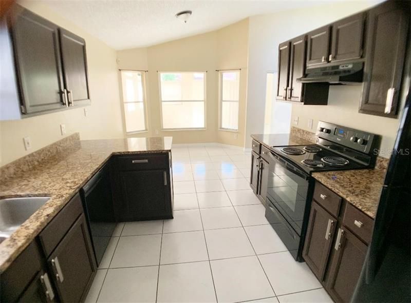 Recently Sold: $250,000 (3 beds, 2 baths, 1496 Square Feet)
