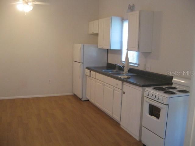 Recently Rented: $750 (1 beds, 1 baths, 360 Square Feet)