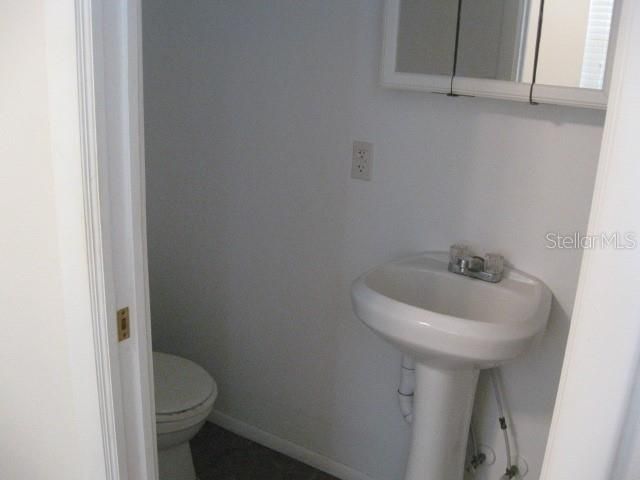 Recently Rented: $750 (1 beds, 1 baths, 360 Square Feet)