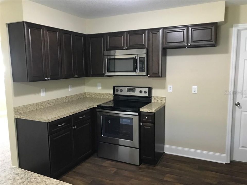 Recently Sold: $129,900 (3 beds, 1 baths, 1080 Square Feet)