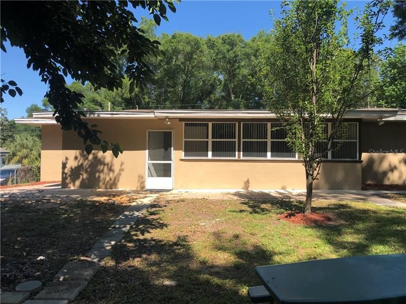 Recently Sold: $119,900 (2 beds, 1 baths, 1317 Square Feet)