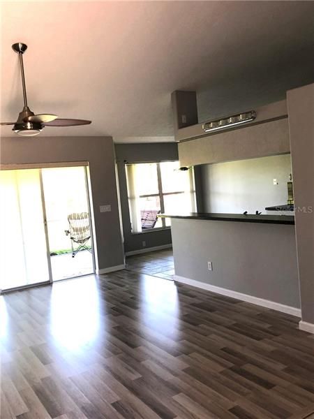 Recently Rented: $1,600 (3 beds, 2 baths, 1554 Square Feet)