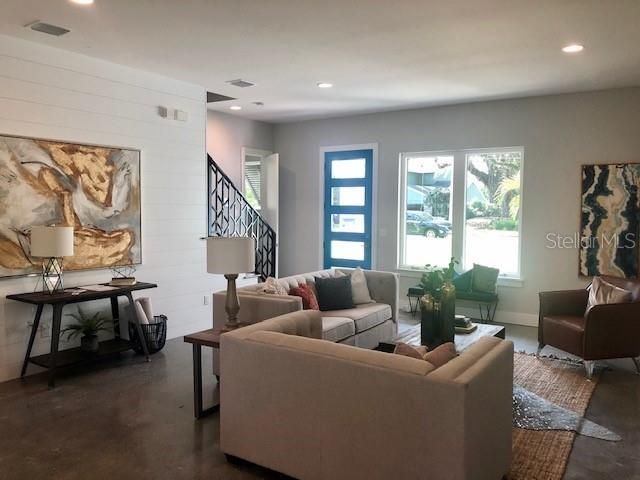 Recently Sold: $1,000,000 (4 beds, 3 baths, 3110 Square Feet)