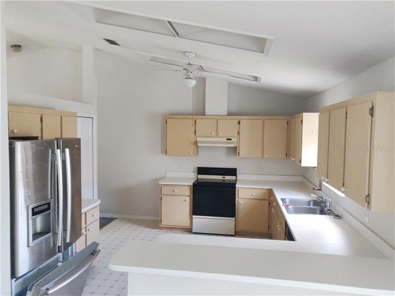 Recently Sold: $110,000 (3 beds, 2 baths, 1620 Square Feet)