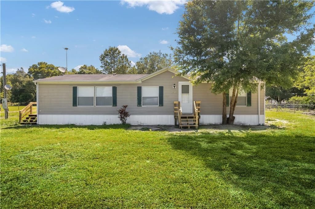 Recently Sold: $119,900 (3 beds, 2 baths, 1456 Square Feet)