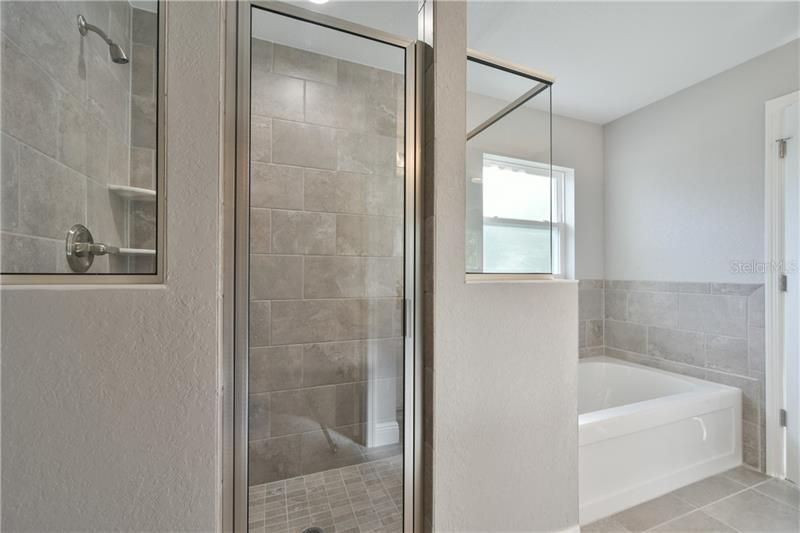 最近售出: $237,000 (3 贝兹, 2 浴室, 1700 平方英尺)