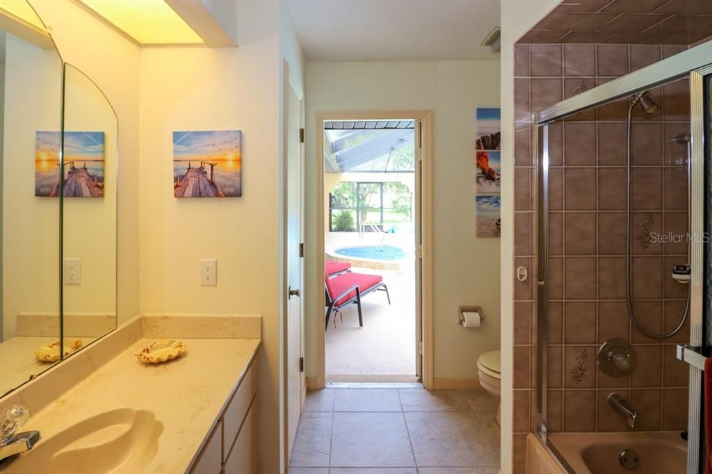 В аренду: $4,500 (3 спален, 2 ванн, 2697 Квадратных фут)