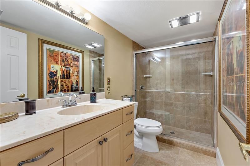 最近租的: $1,350 (2 贝兹, 2 浴室, 1309 平方英尺)