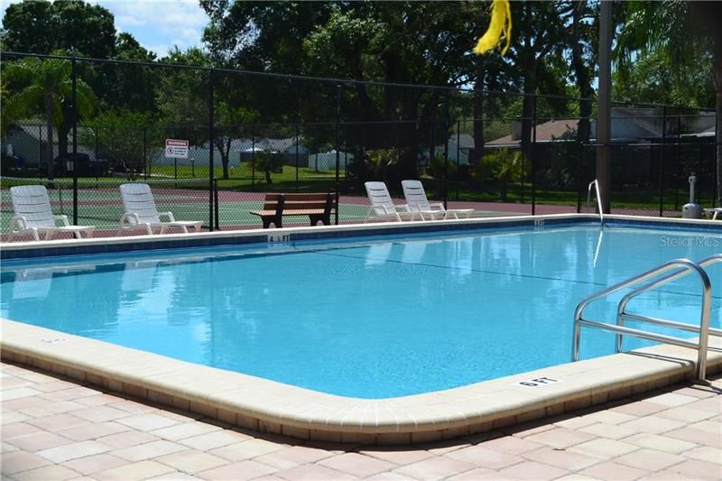 Forest Lakes Community Pool