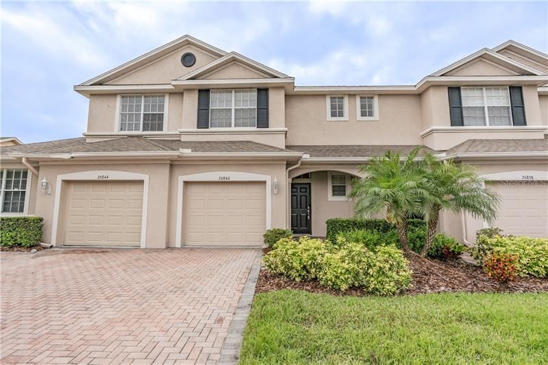 Recently Sold: $200,000 (3 beds, 2 baths, 1597 Square Feet)