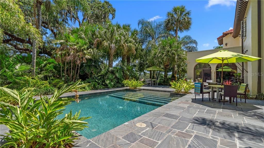 Recently Sold: $2,750,000 (8 beds, 8 baths, 7475 Square Feet)
