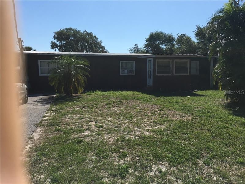 Recently Sold: $85,500 (2 beds, 2 baths, 1411 Square Feet)