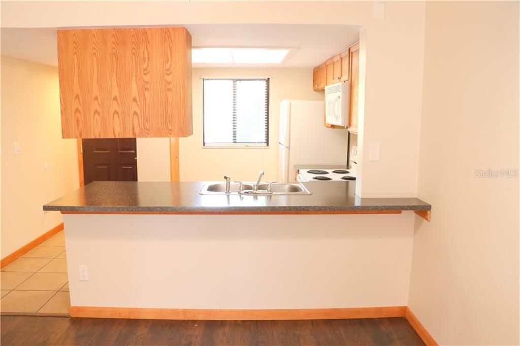 Recently Sold: $65,000 (2 beds, 2 baths, 864 Square Feet)