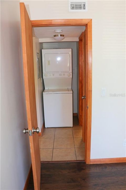 Recently Sold: $65,000 (2 beds, 2 baths, 864 Square Feet)