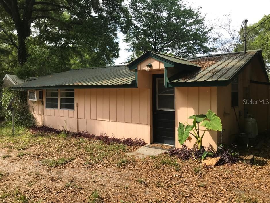 Недавно арендовано: $500 (2 спален, 1 ванн, 700 Квадратных фут)