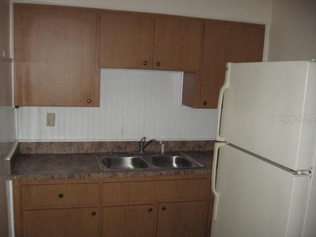 Recently Rented: $700 (1 beds, 1 baths, 735 Square Feet)