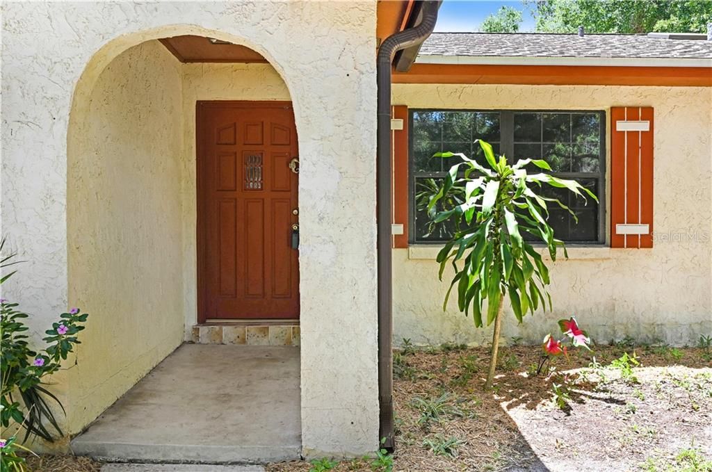 Vendido Recientemente: $238,000 (3 camas, 2 baños, 1380 Pies cuadrados)