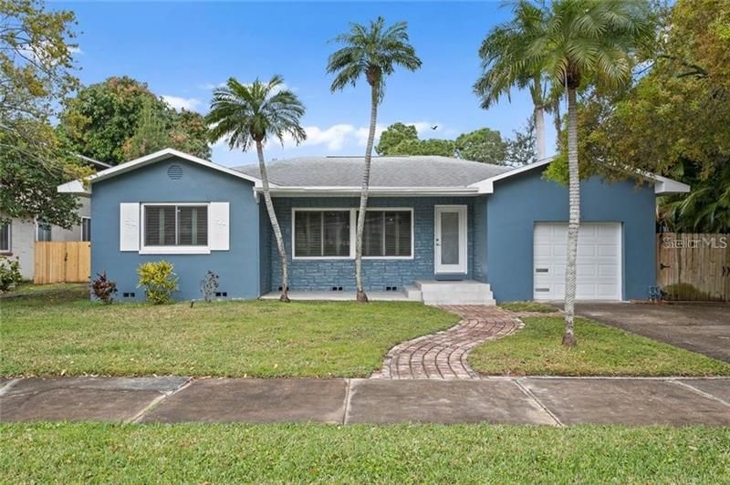 Recently Sold: $675,000 (4 beds, 3 baths, 2105 Square Feet)