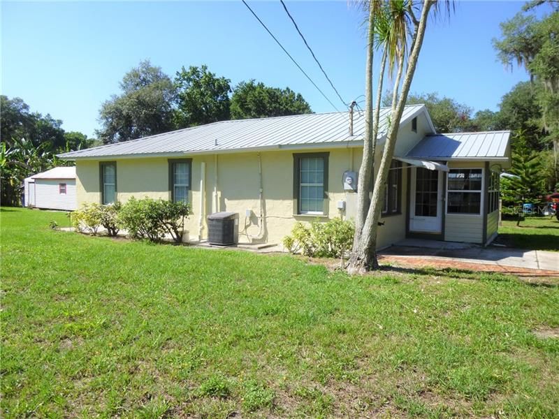Recently Sold: $69,900 (2 beds, 2 baths, 828 Square Feet)