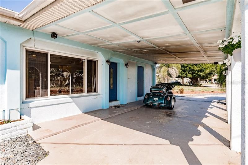 Recently Sold: $300,000 (3 beds, 2 baths, 1608 Square Feet)