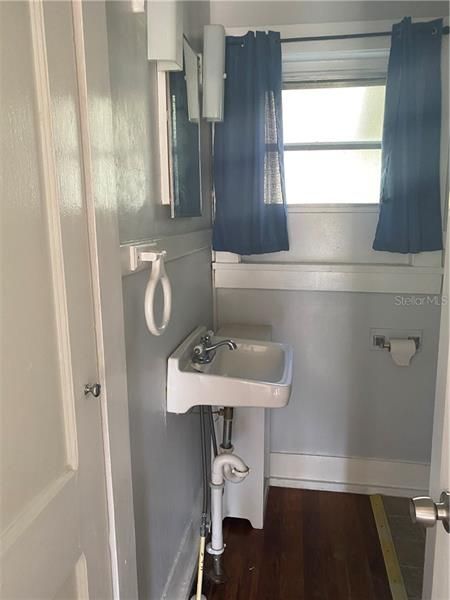 Недавно арендовано: $990 (1 спален, 1 ванн, 466 Квадратных фут)