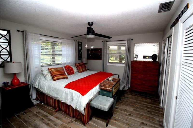 Master Bedroom with King Size Bed and plenty of room for additional pieces